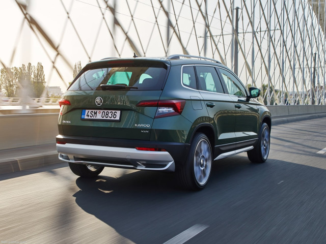 Skoda Karoq Scout фото