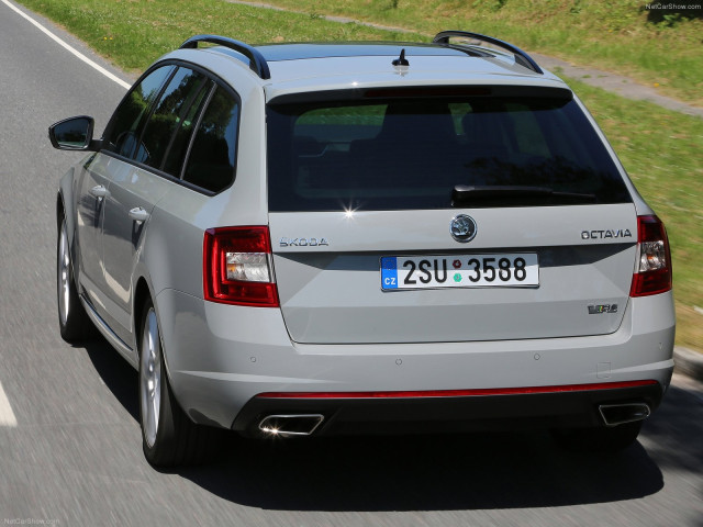 Skoda Octavia RS Combi фото