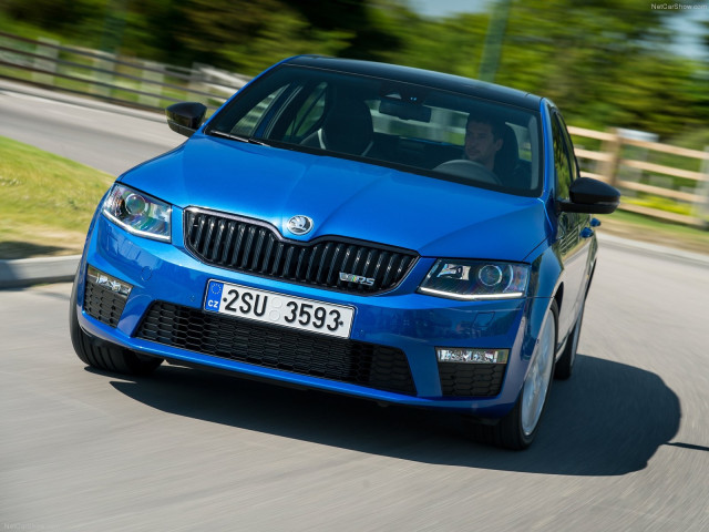 Skoda Octavia RS фото