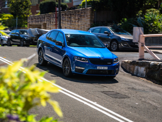 Skoda Octavia RS фото