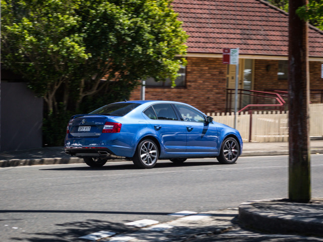 Skoda Octavia RS фото