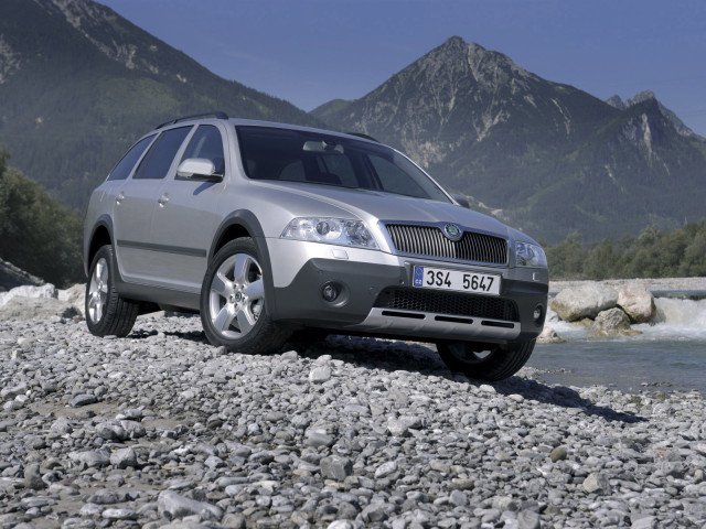 Skoda Octavia Scout фото