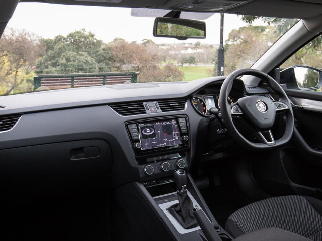Skoda Octavia фото