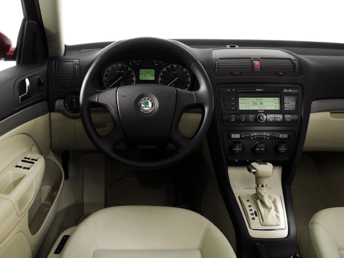 Skoda Octavia фото 7265