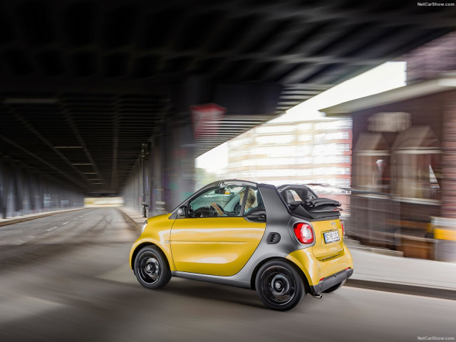 Smart Fortwo Cabrio фото