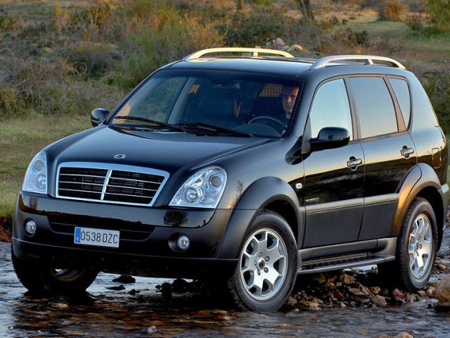 SsangYong Rexton фото