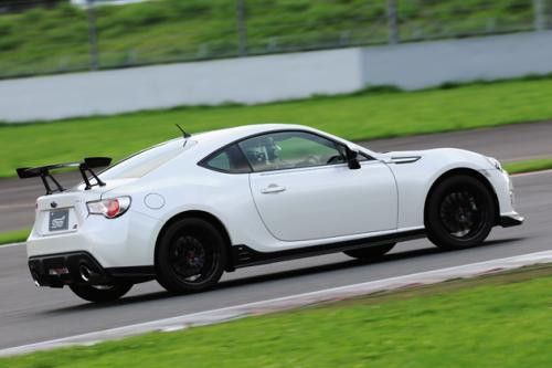 Subaru BRZ фото 106020