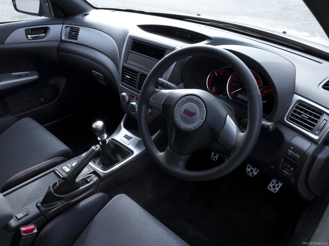 Subaru Impreza R205 фото