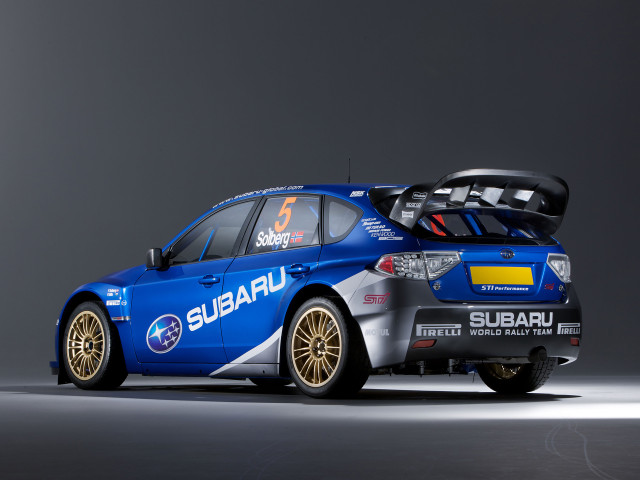 Subaru Impreza WRC фото