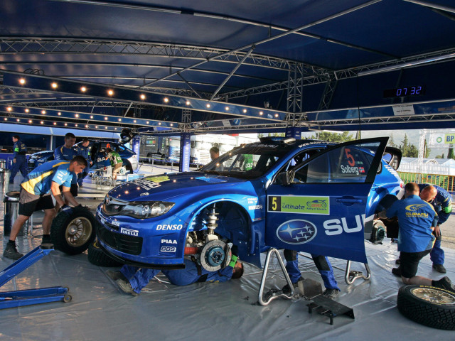 Subaru Impreza WRC фото