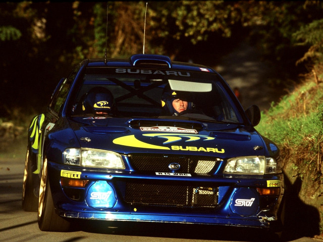 Subaru Impreza WRC фото