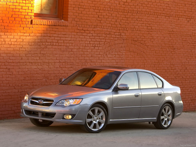 Subaru Legacy фото