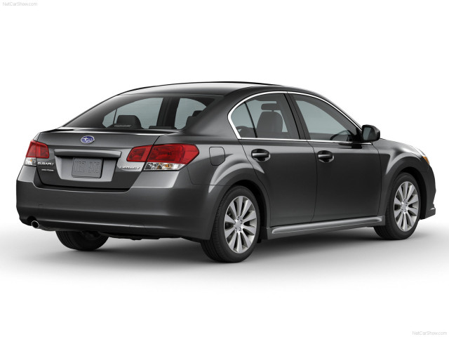 Subaru Legacy фото