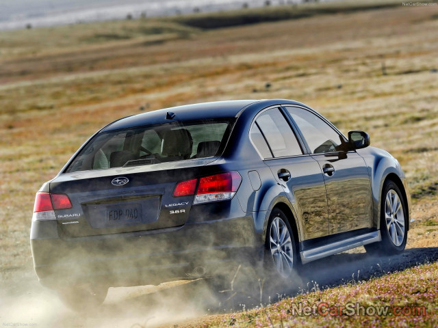 Subaru Legacy фото
