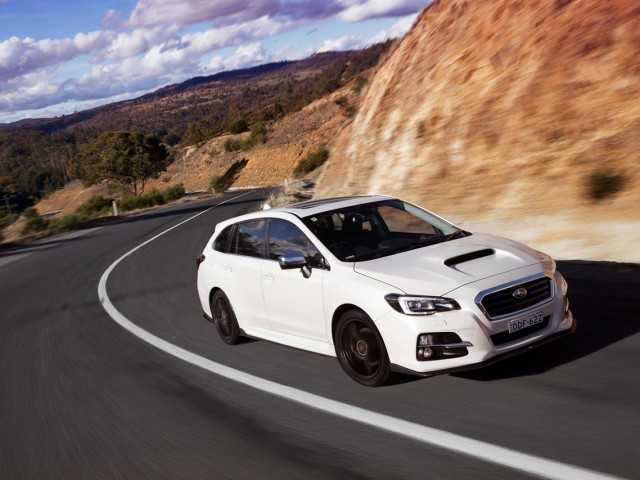 Subaru Levorg фото