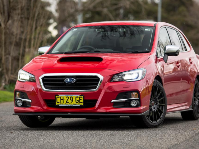 Subaru Levorg фото