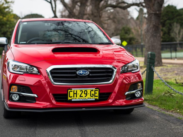 Subaru Levorg фото