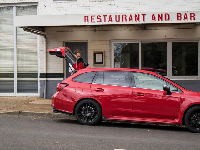 Subaru Levorg фото