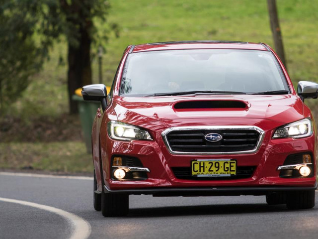 Subaru Levorg фото