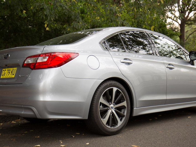 Subaru Liberty фото