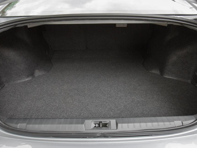 Subaru Liberty фото