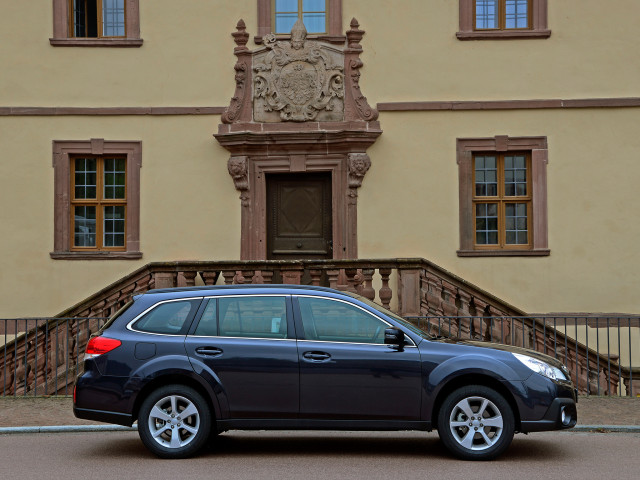 Subaru Outback фото