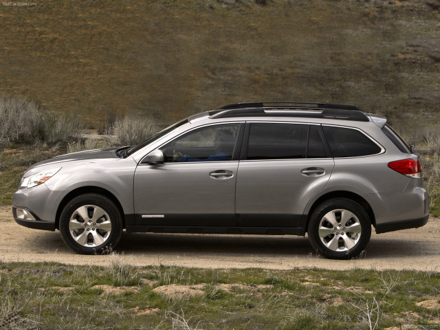 Subaru Outback фото