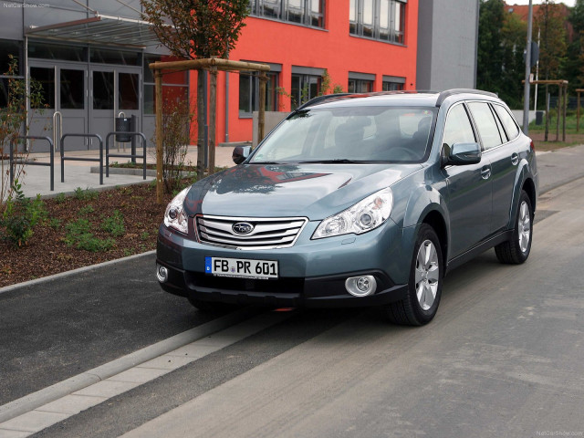 Subaru Outback фото