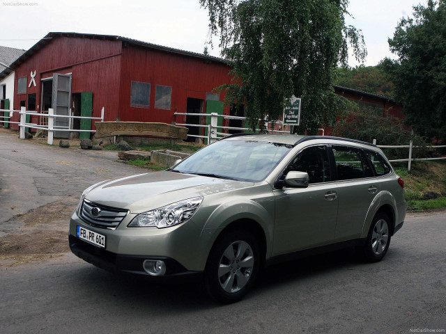 Subaru Outback фото