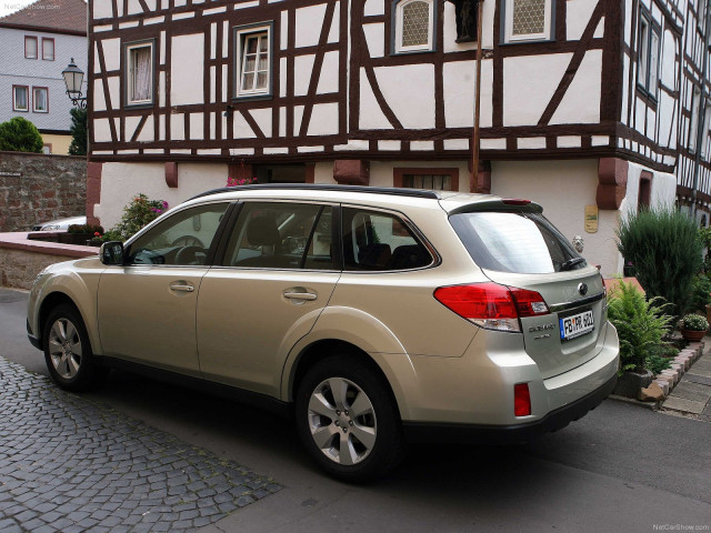 Subaru Outback фото