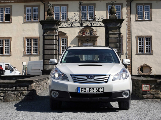 Subaru Outback фото