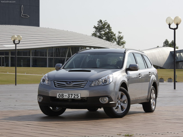 Subaru Outback фото