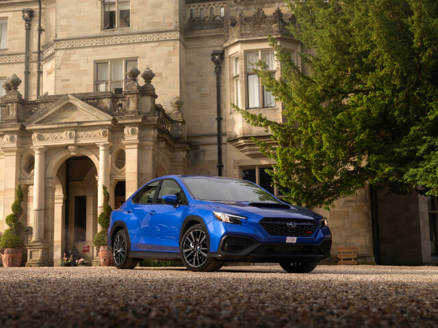 Subaru WRX фото