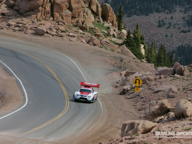 Suzuki Grand Vitara Pikes Peak фото