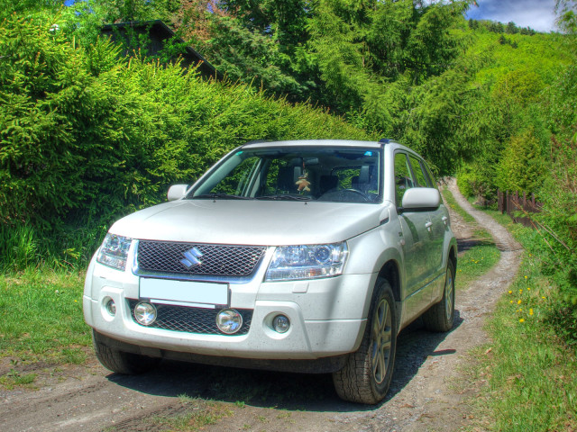 Suzuki Grand Vitara фото