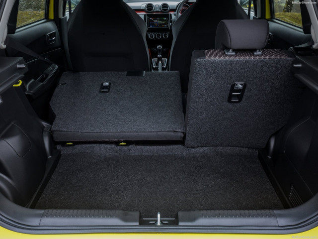 Suzuki Swift Sport фото