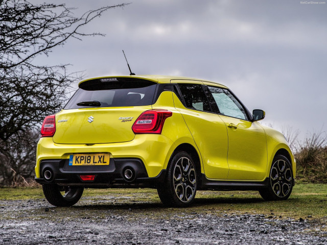 Suzuki Swift Sport фото