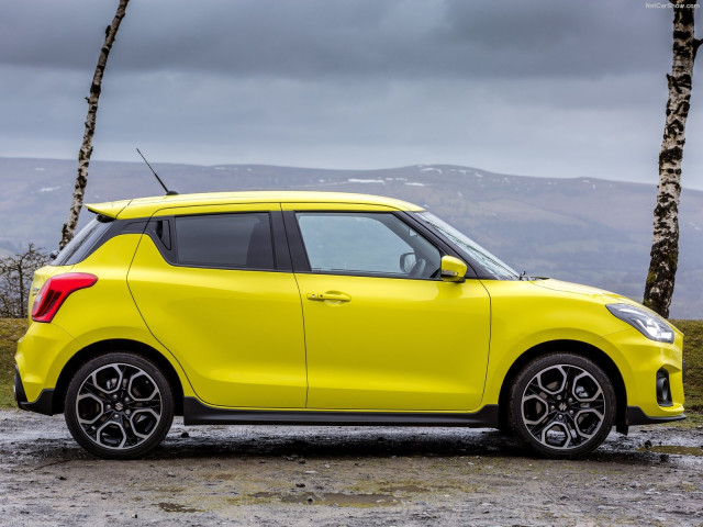 Suzuki Swift Sport фото