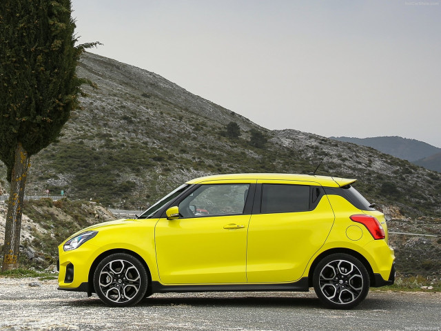Suzuki Swift Sport фото