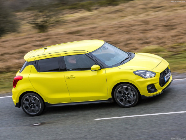 Suzuki Swift Sport фото