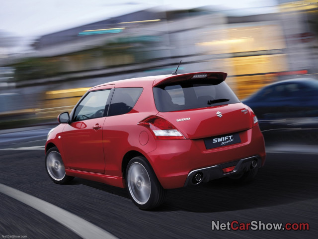 Suzuki Swift Sport фото