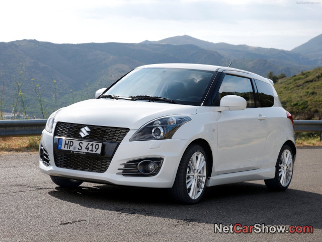 Suzuki Swift Sport фото