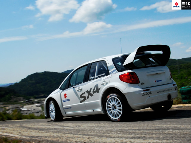 Suzuki SX4 WRC фото