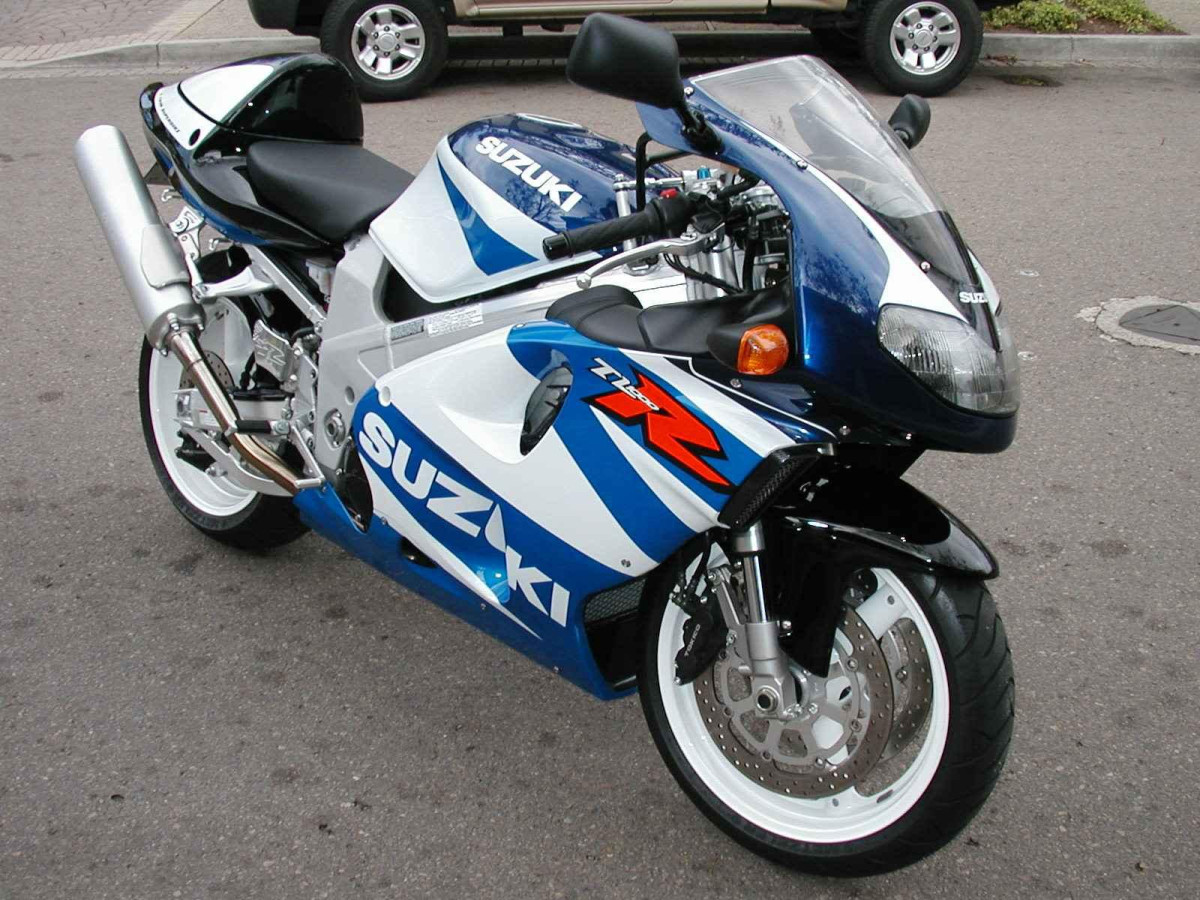 Suzuki TL1000R фото 31378