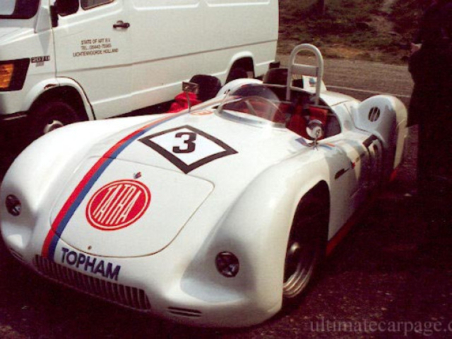 Tatra T602 Tatraplan фото