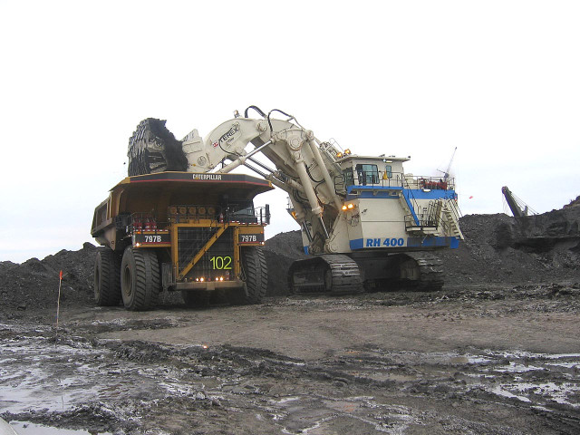 Terex RH 400 фото