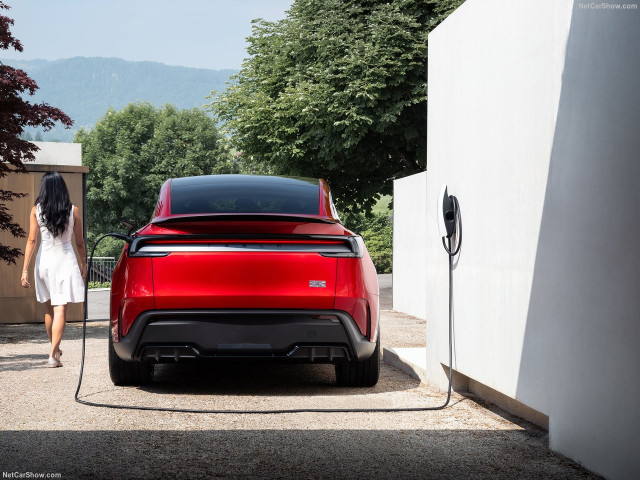 Tesla Model Y фото
