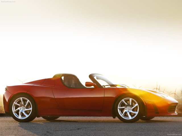 Tesla Roadster 2.5 фото