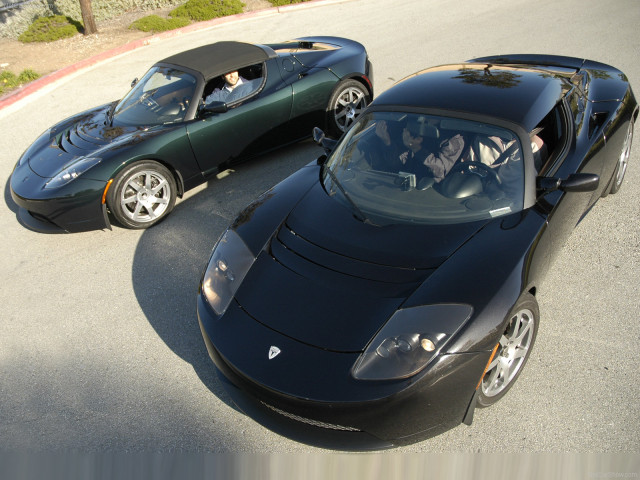 Tesla Roadster фото