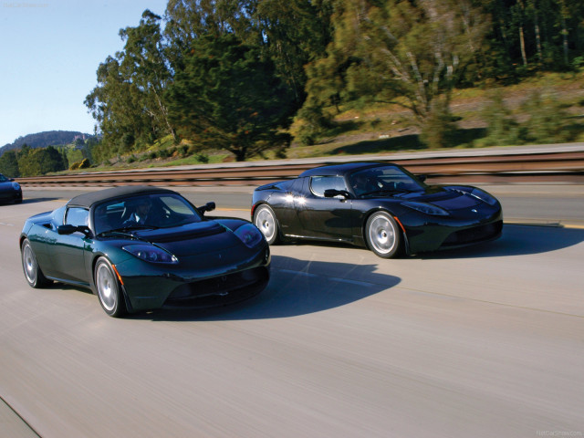 Tesla Roadster фото